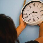 Cambio de hora en Argentina: avanza el proyecto para modificar el huso horario