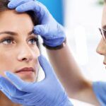Anmat aprobó gotas oftálmicas que corrigen la presbicia sin necesidad de anteojos: Ventajas del tratamiento