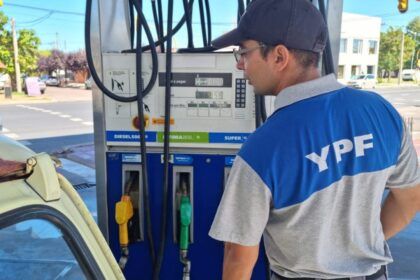 Combustible Estación de servicio