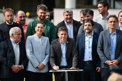 AXEL KICILOFF 500 DIAS SIN OBRA PUBLICA NAC PRENSA GOB PBA 007