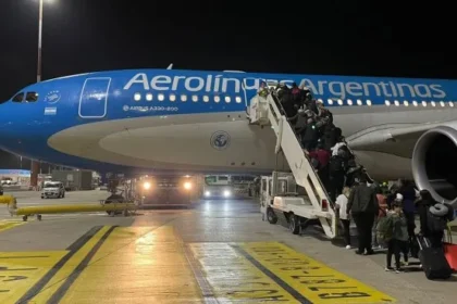 El Gobierno inicia la repatriación de argentinos varados en Israel tras conflicto con Irán