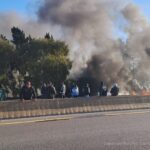 Cortan la Autopista Buenos Aires-La Plata en rechazo a la condena a Cristina