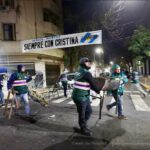 Desalojaron a los militantes que acampaban frente a la casa de Cristina Kirchner