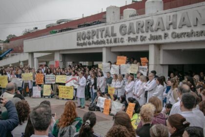 Trabajadores del Garrahan inician paro de 48 horas y movilización al Congreso