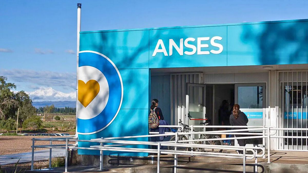 ¿Quiénes son los beneficiarios que cobran en ANSES este martes 1 de julio? Descubrilo aquí