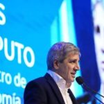 Caputo afirmó que la jubilación promedio en Argentina alcanza los 0.000