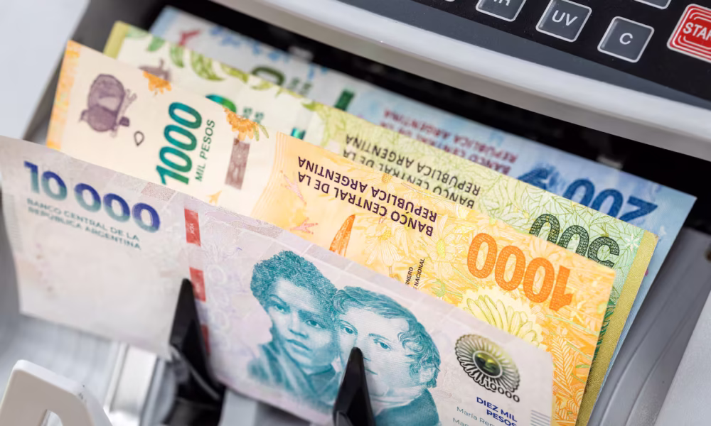 Salarios subieron un 3% en mayo y superaron la inflación, impulsados por el sector informal