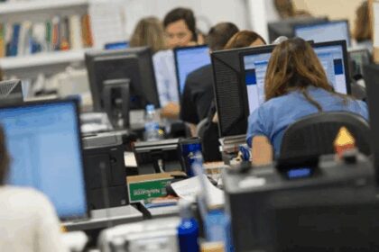 La Provincia anunció el cronograma de pagos para los estatales en las últimas horas