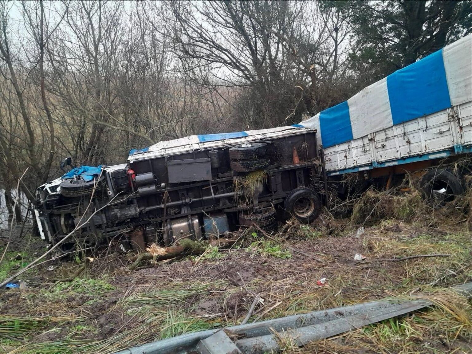 vuelco de camion 29