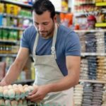 Aumento salarial para empleados de comercio: modificaciones en las sumas fijas