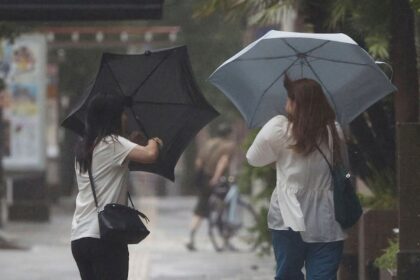Alerta amarilla en 10 provincias por vientos de hasta 100 km/h y nevadas intensas