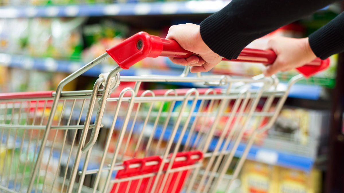 Ahorra hasta un 10% en Carrefour usando Cuenta DNI todos los miércoles de agosto