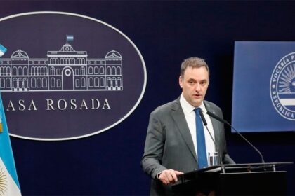 Gobierno de Milei acusa al Congreso de demagogia por financiamiento de hospitales y universidades