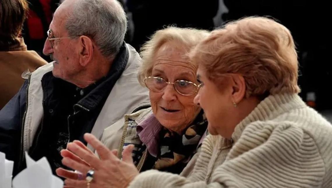 Argentina celebra hoy el Día de los Jubilados, recordando su lucha por derechos y salud