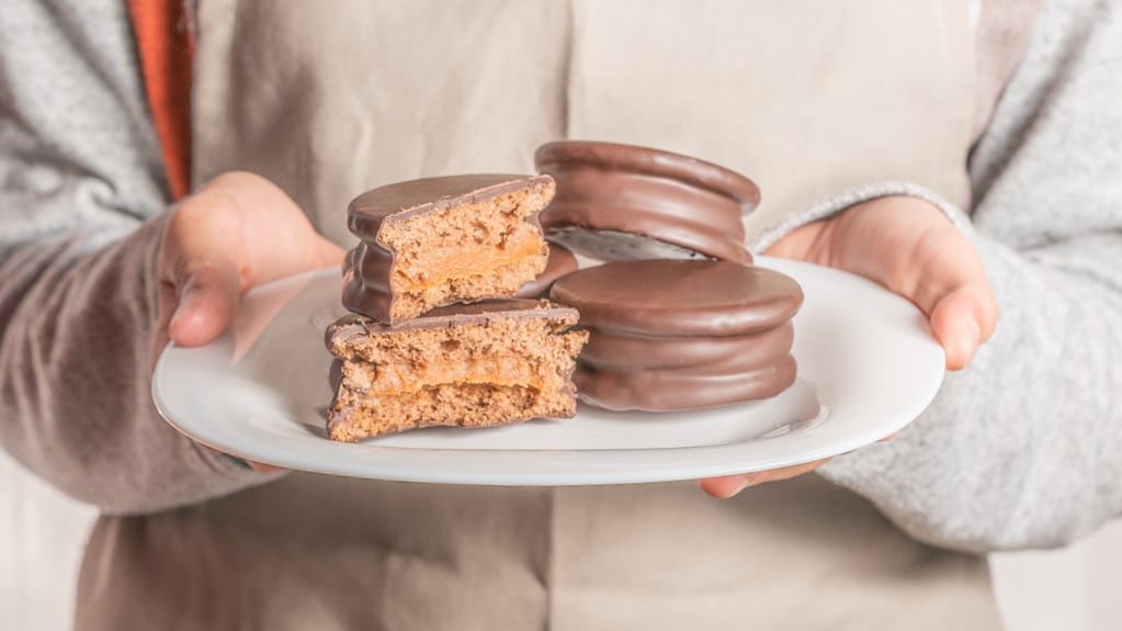 Argentina reafirma su liderazgo en pastelería: 19 de los 20 mejores alfajores son locales