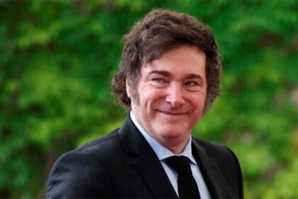 Gobierno promulga leyes de Emergencia Pediátrica y Financiamiento Universitario sin fondos