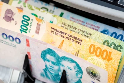 Bancos argentinos lanzan préstamos personales de hasta $100 millones para toda la población