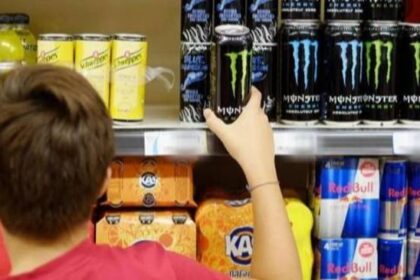 Ley en Provincia de Buenos Aires busca frenar venta de bebidas energizantes a menores