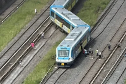 Descarrilamiento de tren Sarmiento en Liniers: 19 heridos, nueve requieren hospitalización