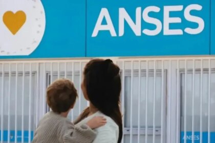 ANSES anunció el aumento de diciembre 2025: ¿Cuánto se cobrará de AUH y Tarjeta Alimentar?