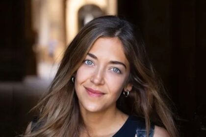 Renunció funcionaria de Economía tras involucrarse en la causa de coimas en ANDIS