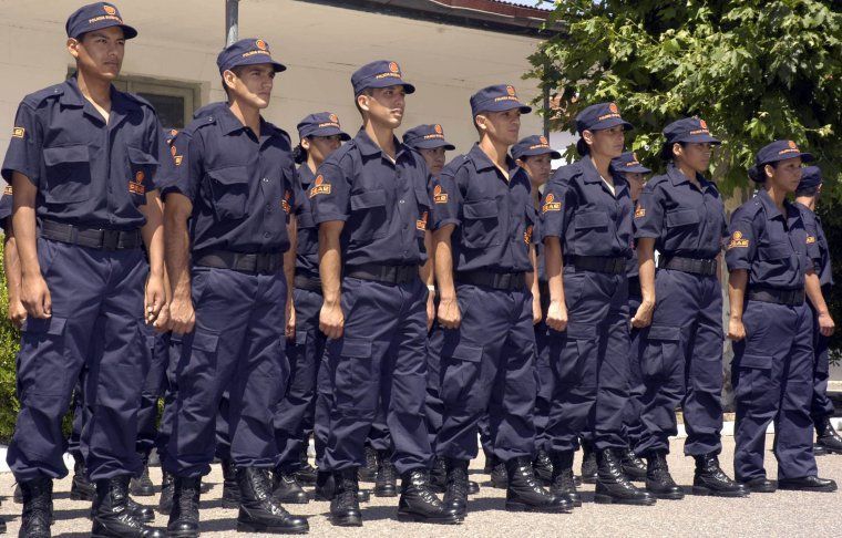 La policía de la provincia de buenos aires no tiene derecho a sindicalizarse, según falló la corte suprema