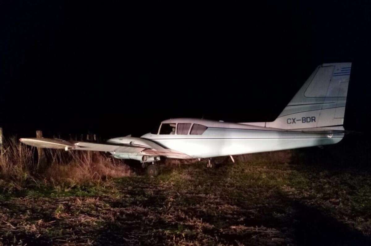 Derriban una avioneta narco en san antonio de areco: 300 kilos de droga y seis detenidos