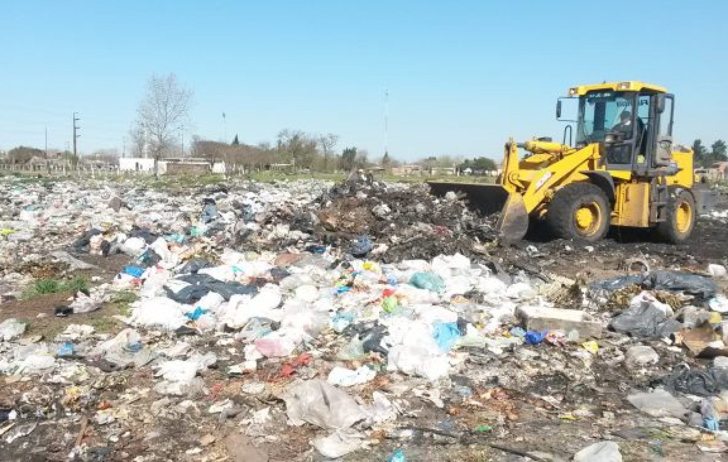 74 municipios tienen basurales a cielo abierto del tamaño de dos estadios de river