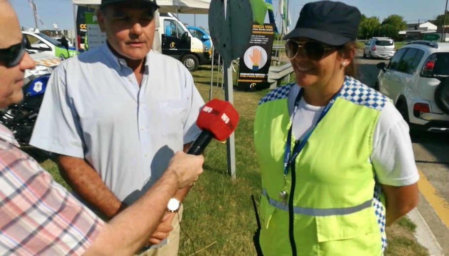 Lezama: se realizó una campaña de seguridad vial en la autovía 2