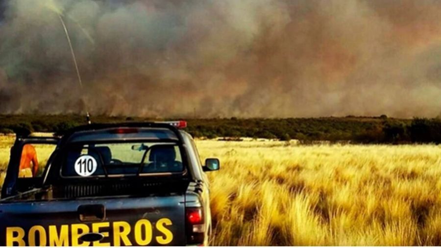 Continúan los incendios rurales en la pampa y ya afectaron 600 mil hectáreas