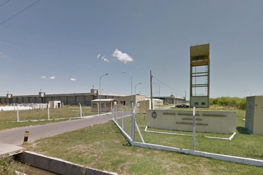 Envenenaron a un preso y a un agente penitenciario con una gaseosa