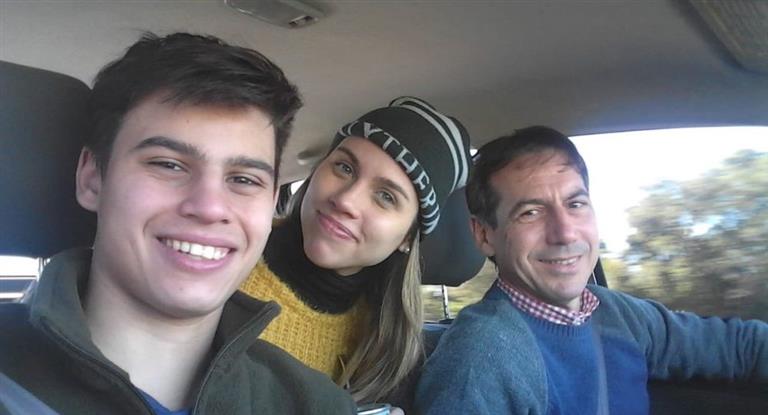 Hallan muertos a la esposa y el hijo del senador naidenoff: investigan escape de gas