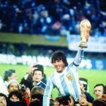 La primera estrella cumple 48 años y la cuarta ya ilusiona a todo un país
