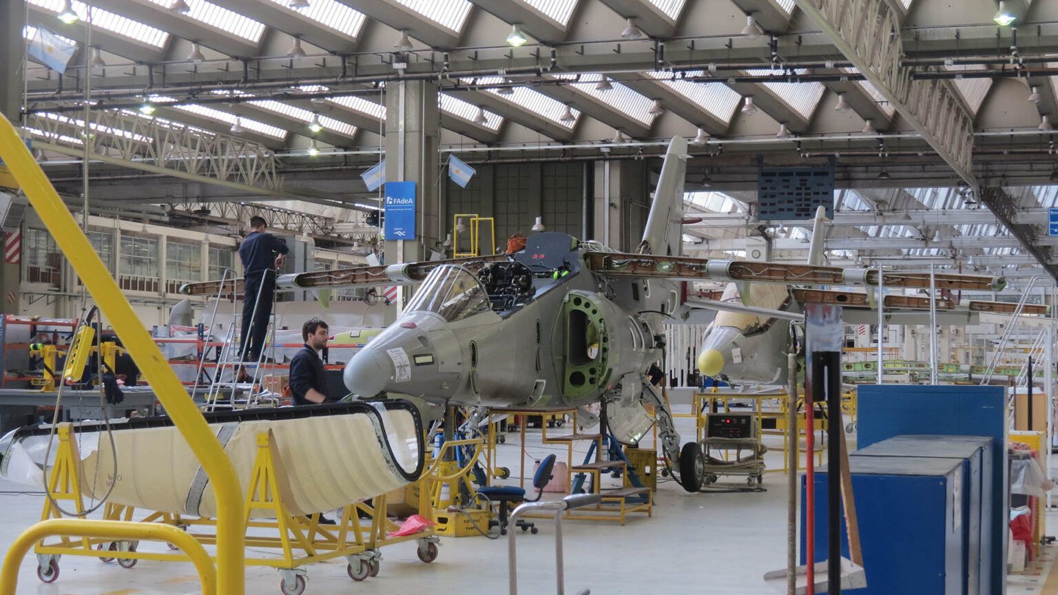 Fabricarán aviones para la fuerza aérea en córdoba
