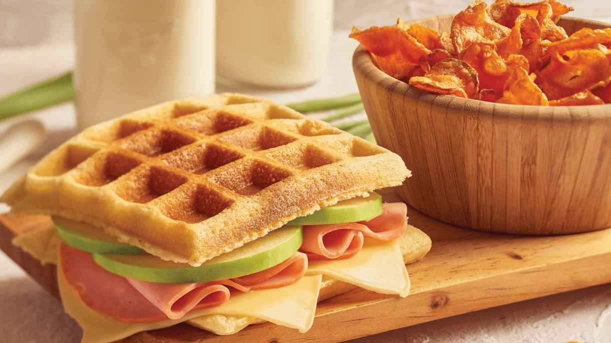 ᐈ ¿Cómo hacer Waffles?: Receta fácil para prepararlos dulces o salados