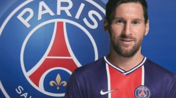 a que hora juega Messi PSG