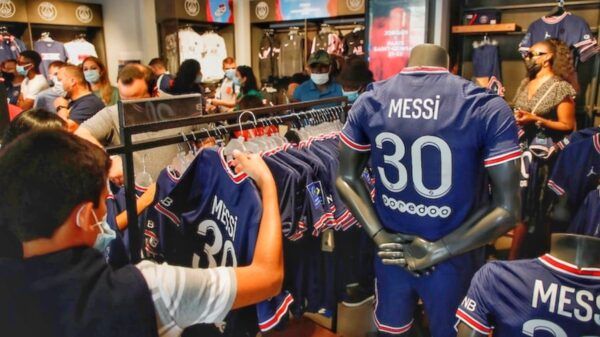 Cuanto vale camiseta Messi PSG