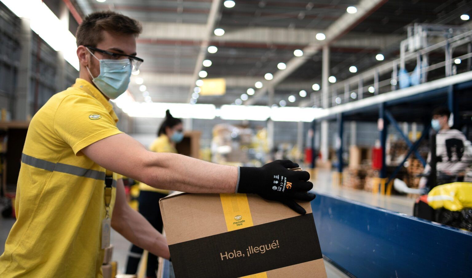 Mercado libre busca empleados con urgencia y paga sueldos de hasta $211. 000: cómo aplicar