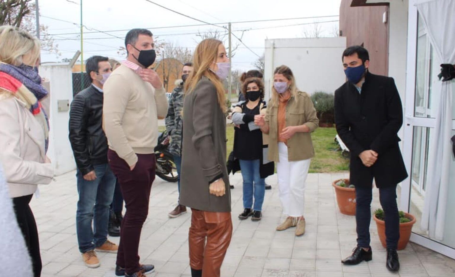 Victoria tolosa paz recorrió varios distritos de la quinta sección apoyando candidaturas locales