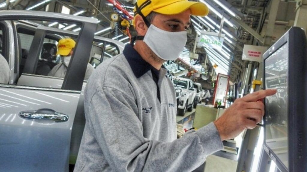 ᐈ Toyota Empleos: en Zárate buscan 200 empleados con secundario completo ¡Y no consiguen!