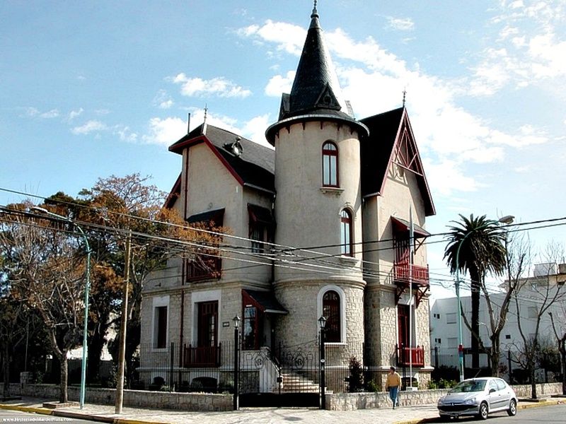 ᐈ Está en venta "Doña Paula": La histórica casa de Dardo Rocha en Mar