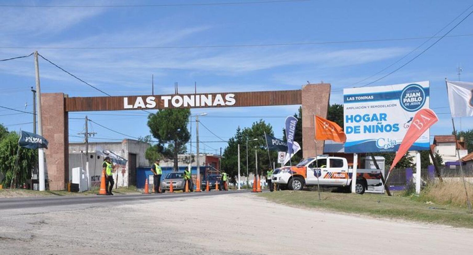 La costa: en las toninas amenazan con desalojar a miles de vecinos, incluso a los bomberos y policía