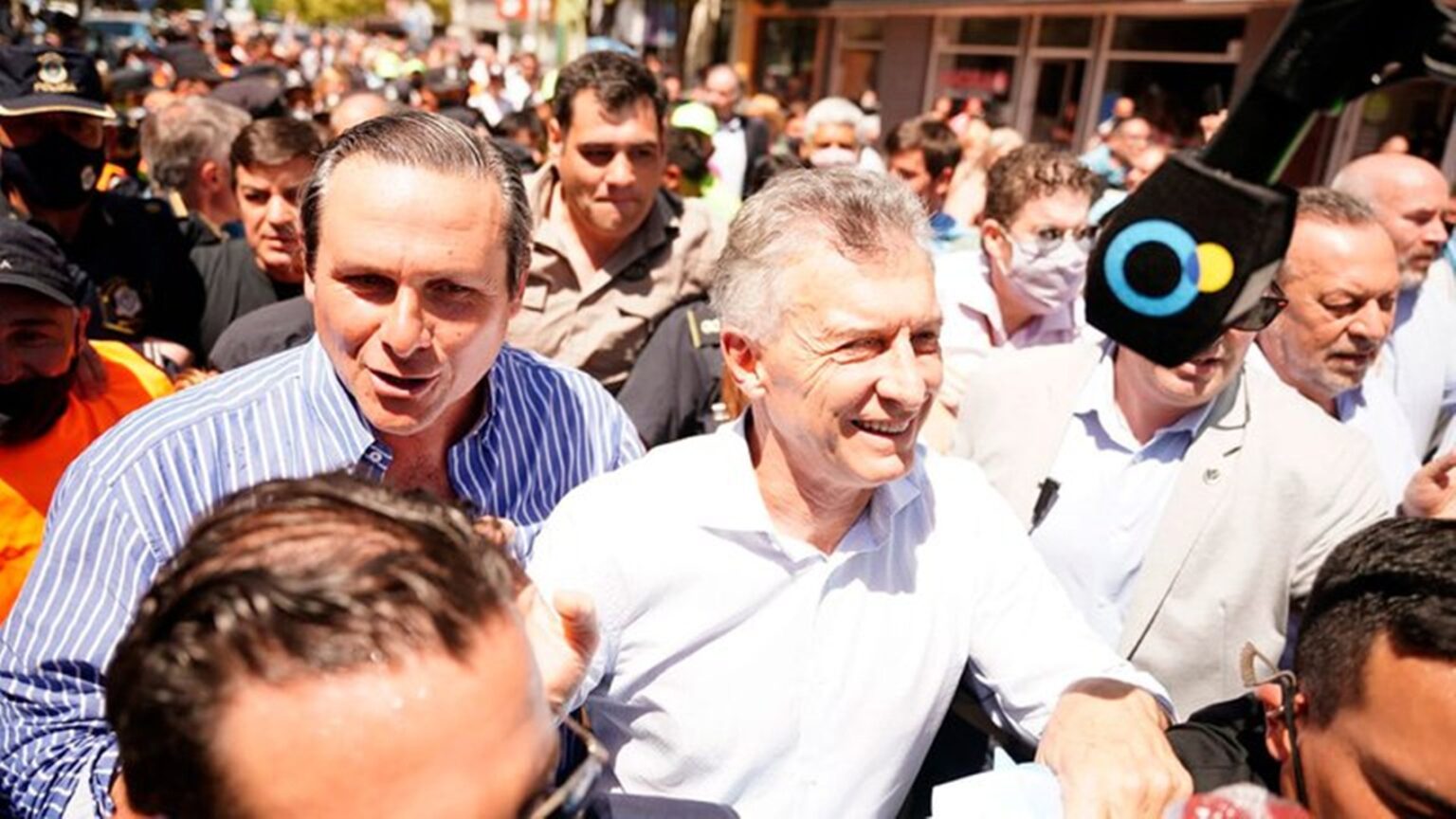 Ara san juan: el juez federal de dolores le pidió al presidente que releve a macri del secreto de estado