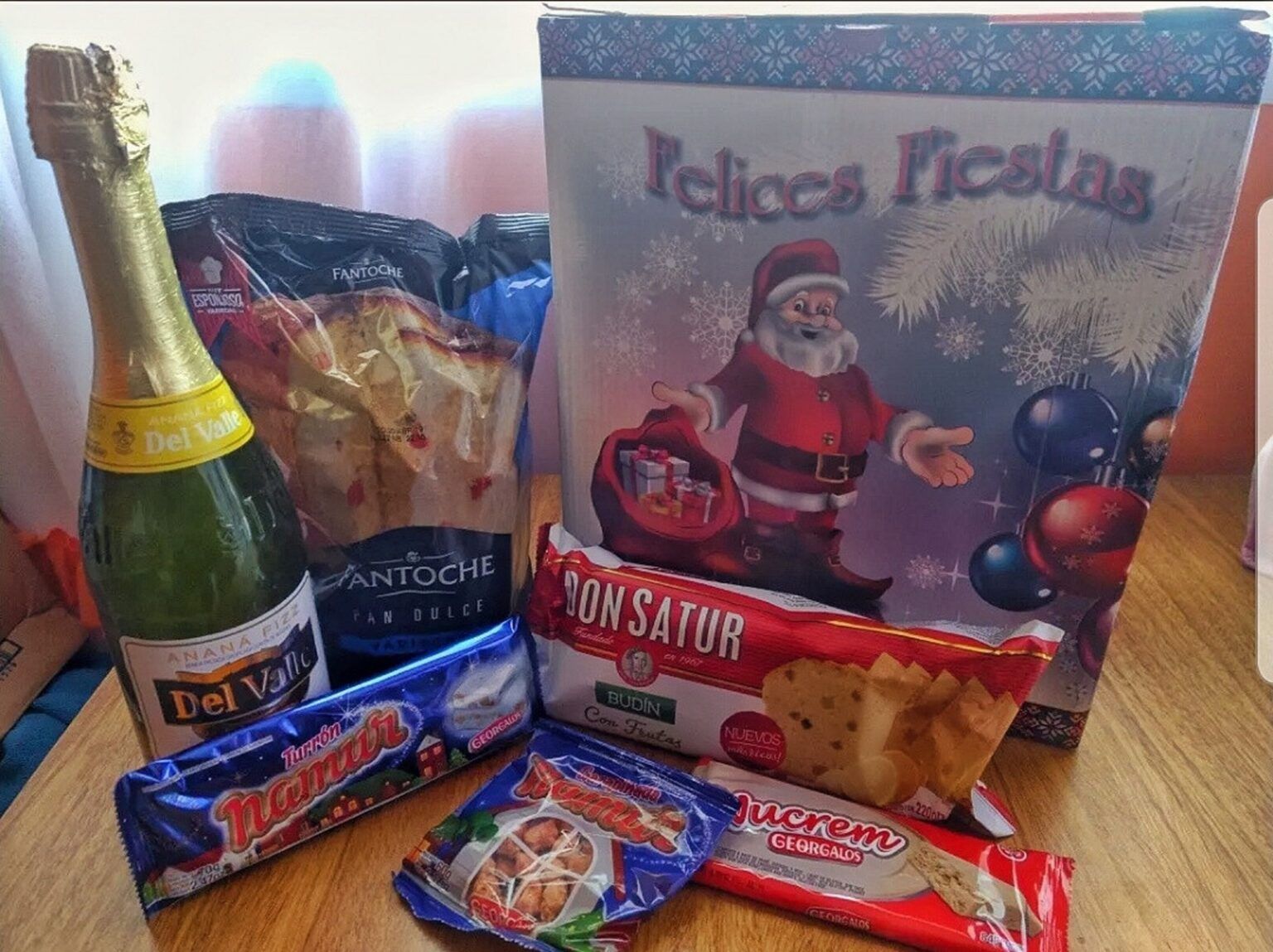 Caja navideña anses jubilados auh 2021