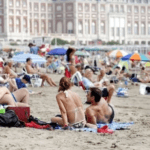 Fin de semana largo: más turistas, pero menos gasto
