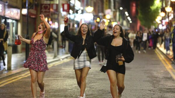 Inglaterra-elimina-restricciones
