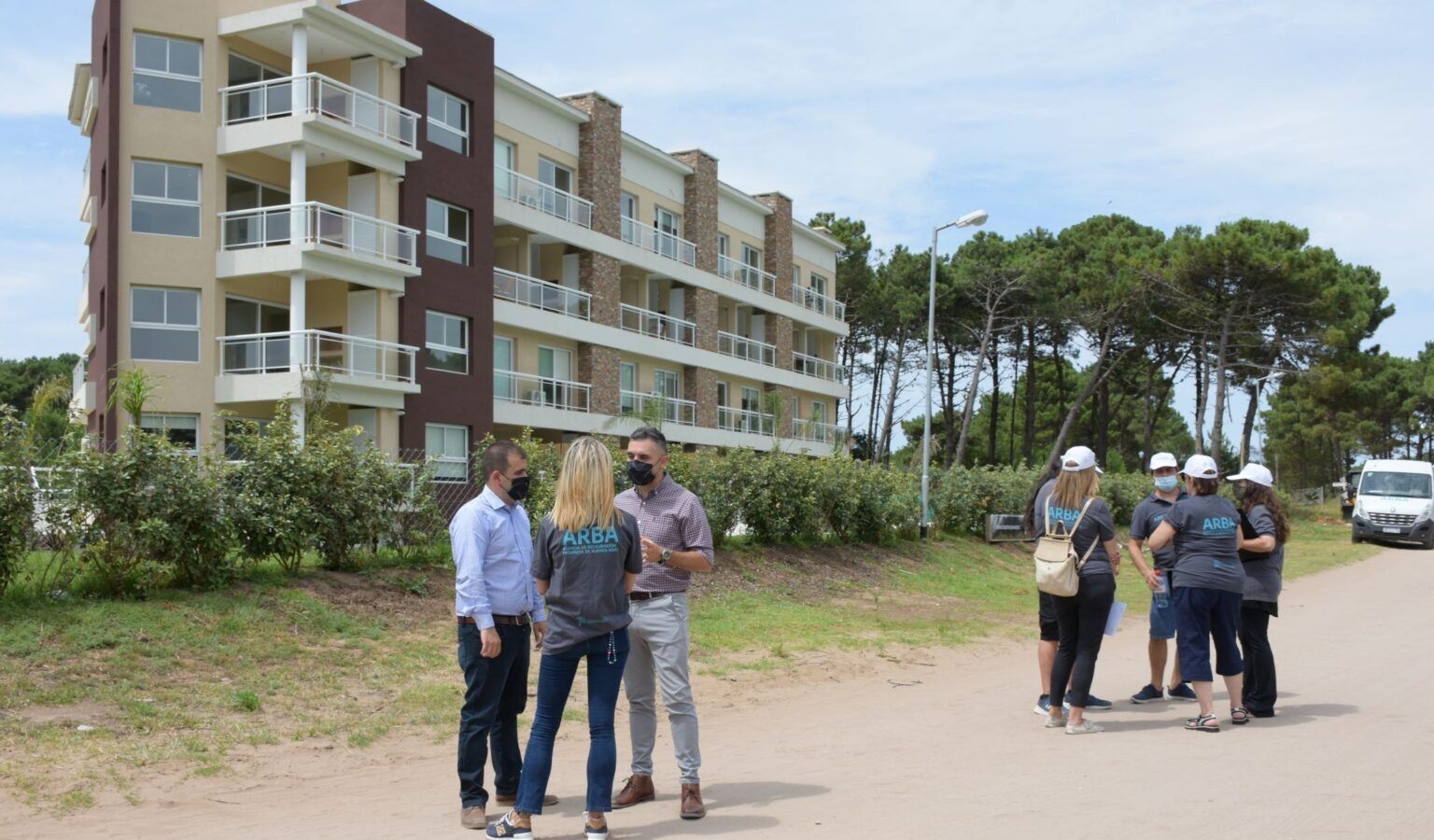 Pinamar: arba detectó dos edificios sin declarar, valuados en más de u$s 5. 000. 000