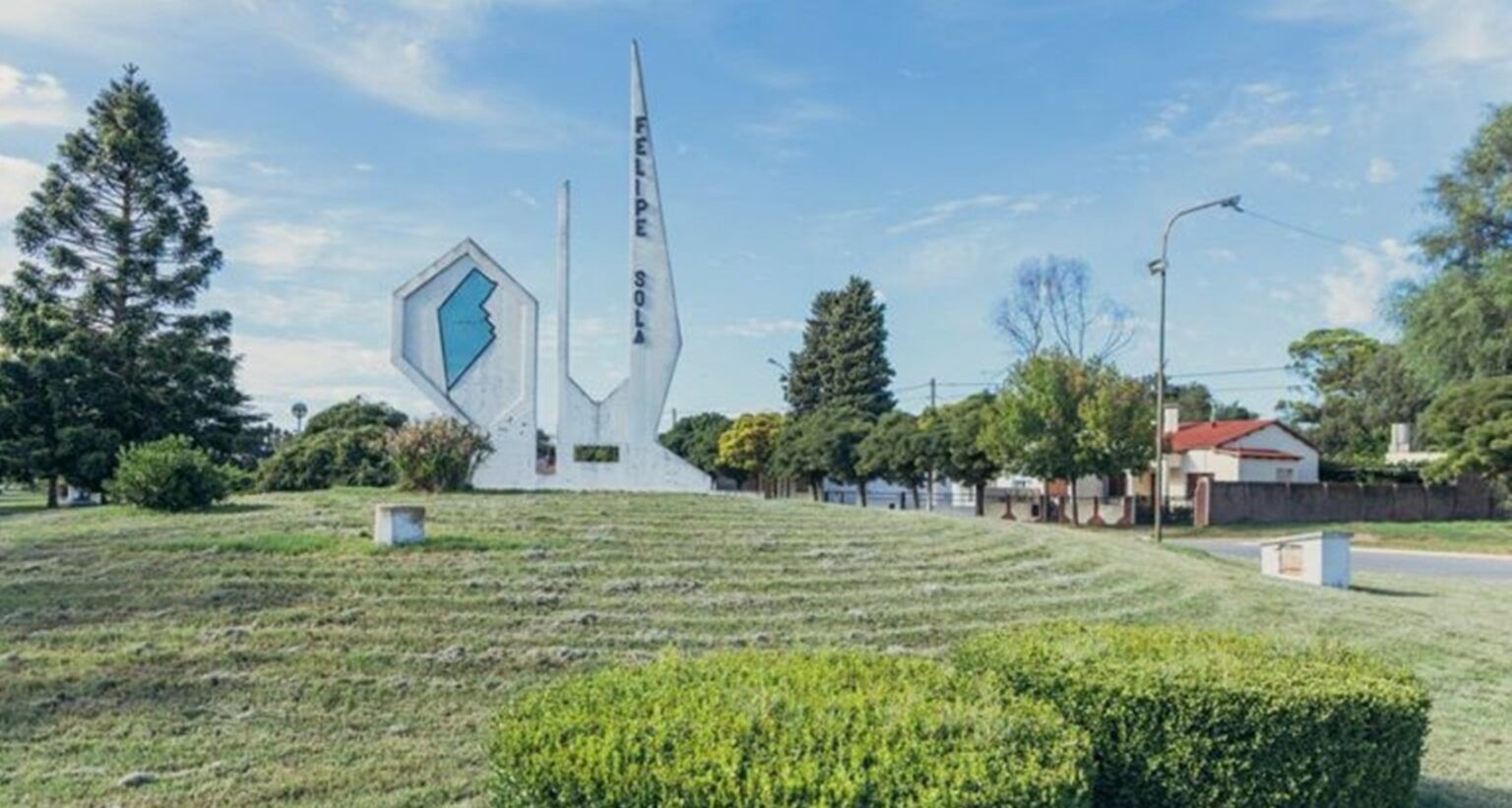 Felipe solá tuvo que suspender los festejos de su cumpleaños por el aumento de contagios