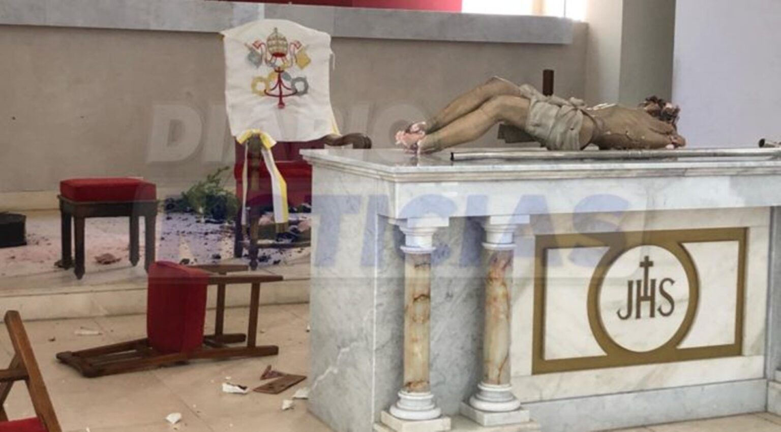 Conmoción en pehuajó por destrozos causados en el altar y el cristo de la parroquia