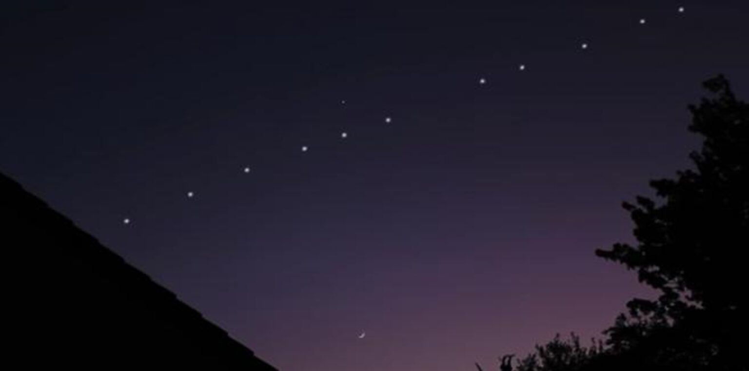 ¿qué eran las extrañas luces alineadas que se vieron en el cielo?